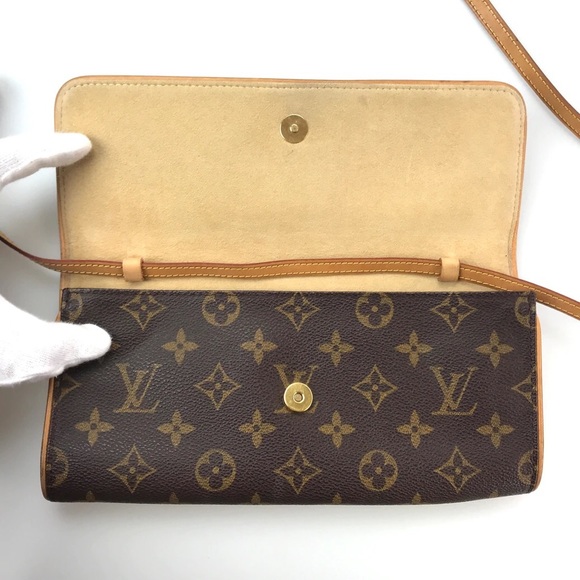 100% AUTHENTIC LOUIS VUITTON MONOGRAM POCHETTE TWIN GM - Picture 9 of 11